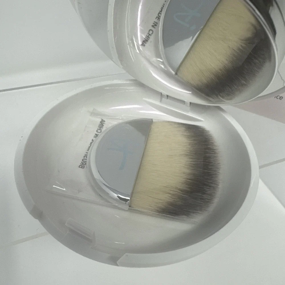 It‎ Cosmectics Celebration Anti-Aging Foundation Illumination DEEP 0.30 oz